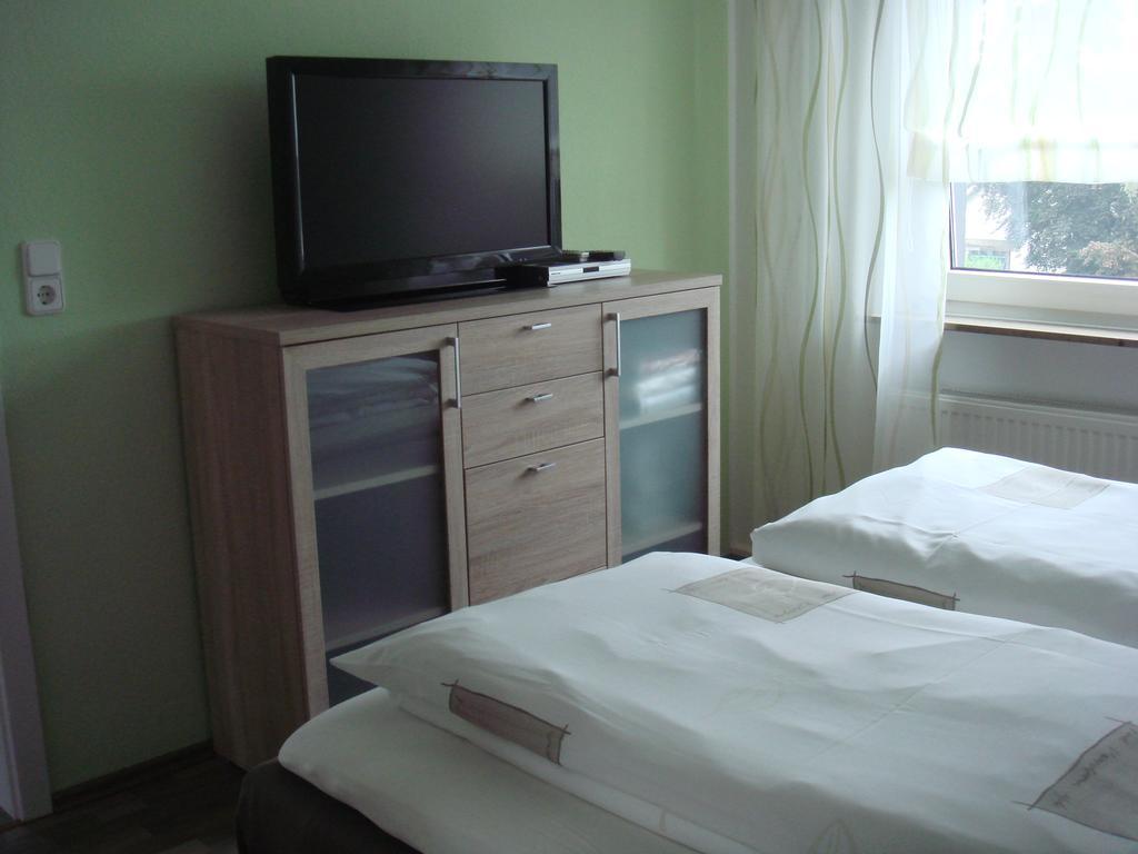 Ferien- Messewohnung Naehe Koeln-Messe Flughafen Bonn レスラート エクステリア 写真
